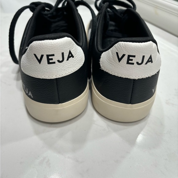 VEJA
Campo Leather Sneakers Unisex 8 men 10 women - Picture 6 of 11